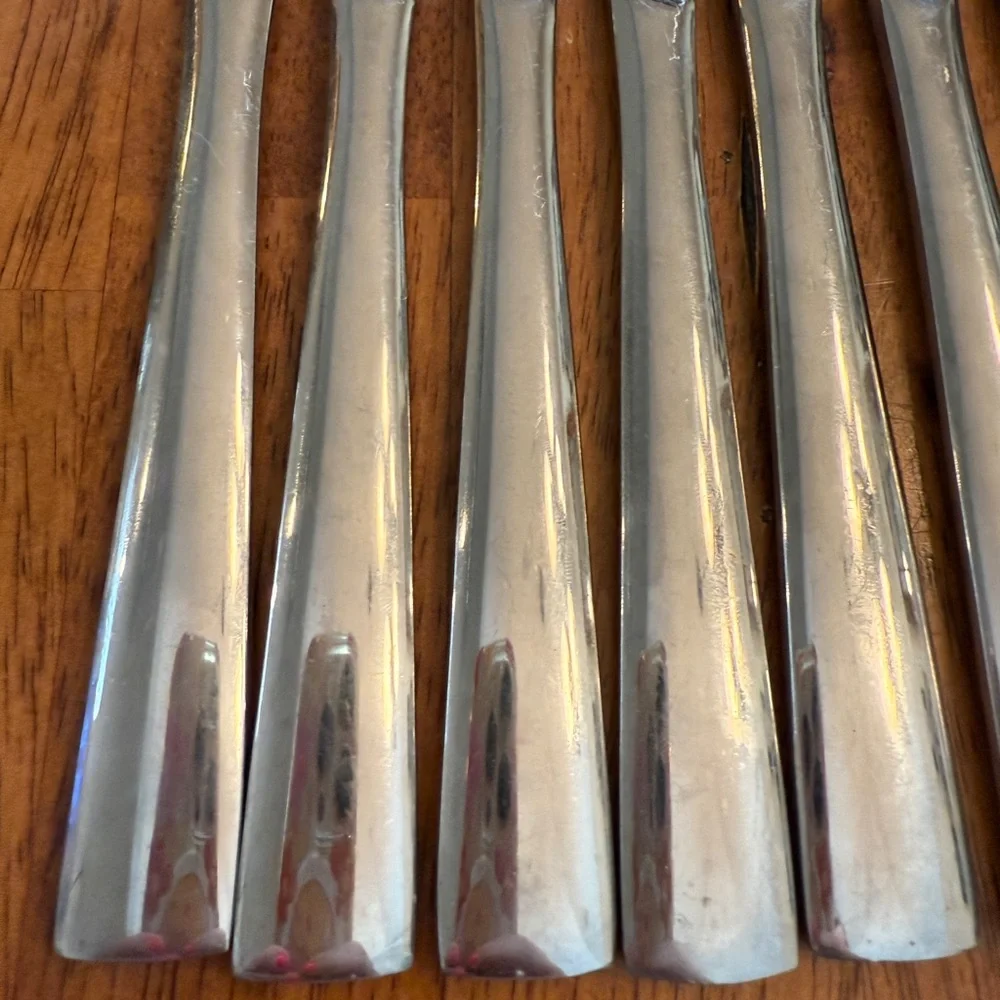 Lot Of‎ 8 Stainless Steel Butter Knives Dinner Knife Solid Square Ends